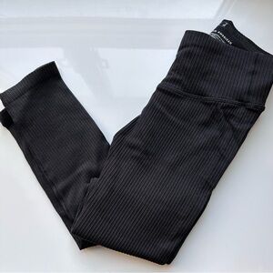 Black Ribbed Good American Leggings